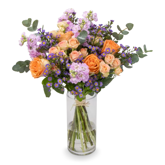 Bouquet of Ecuadorian and spray roses